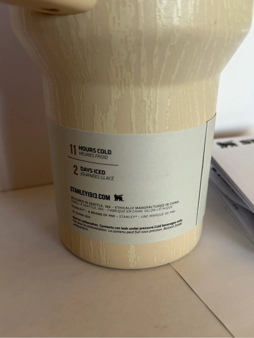 LIMITED Stanley Quencher ProTour Flip Straw Tumbler 40oz, BIRCH WOODGRAIN - Picture 4 of 9